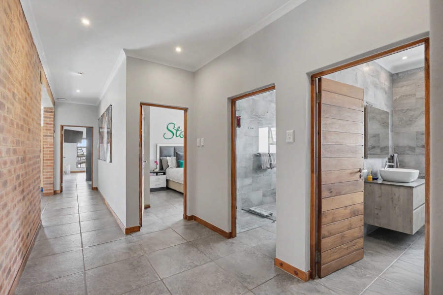 3 Bedroom Property for Sale in Club Milos Estate Free State